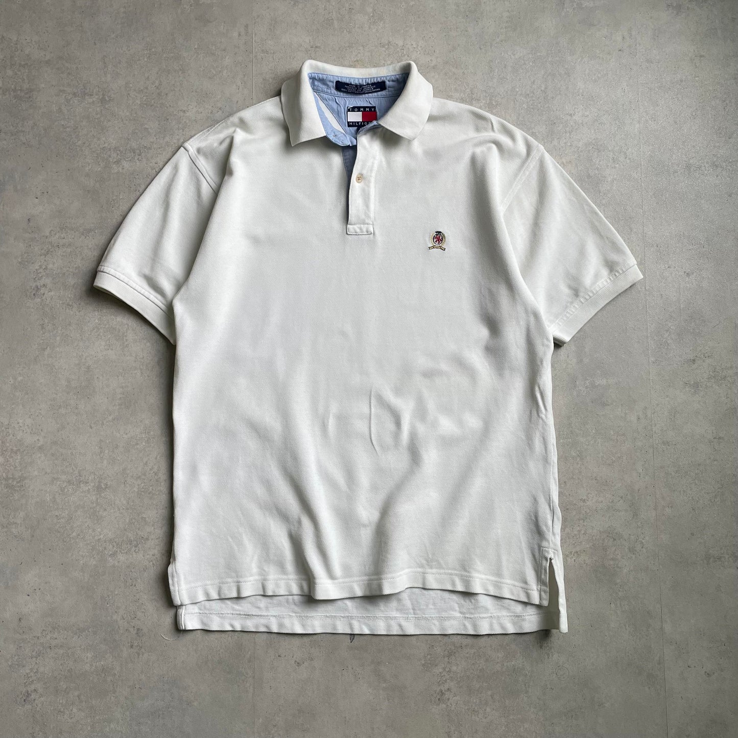 Tommy Hilfiger nagy logós fehér pólóing