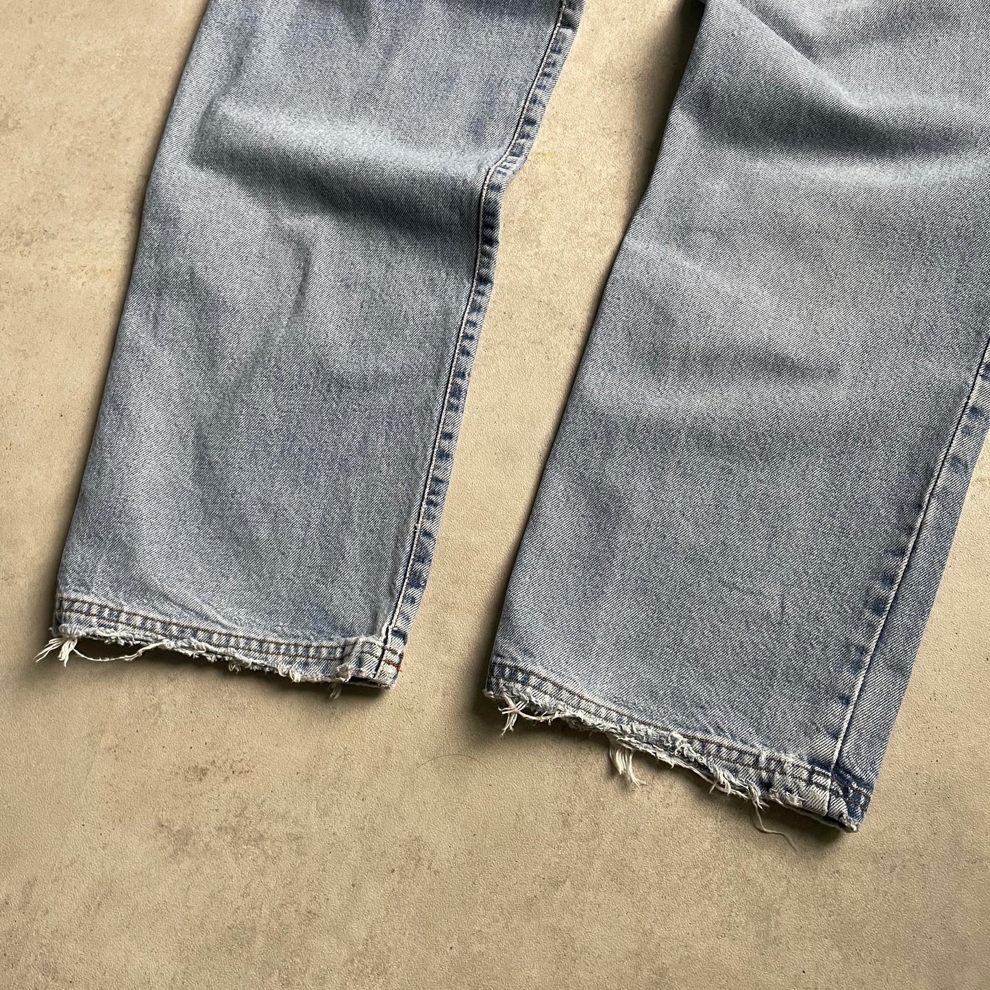 Diesel vintage világoskék szaggatott farmernadrág