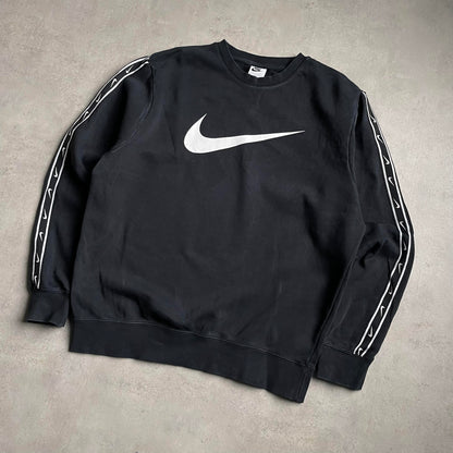 Nike fekete mini swoosh crewneck