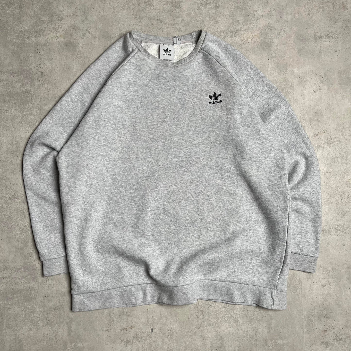 Adidas szürke környakú pulóver