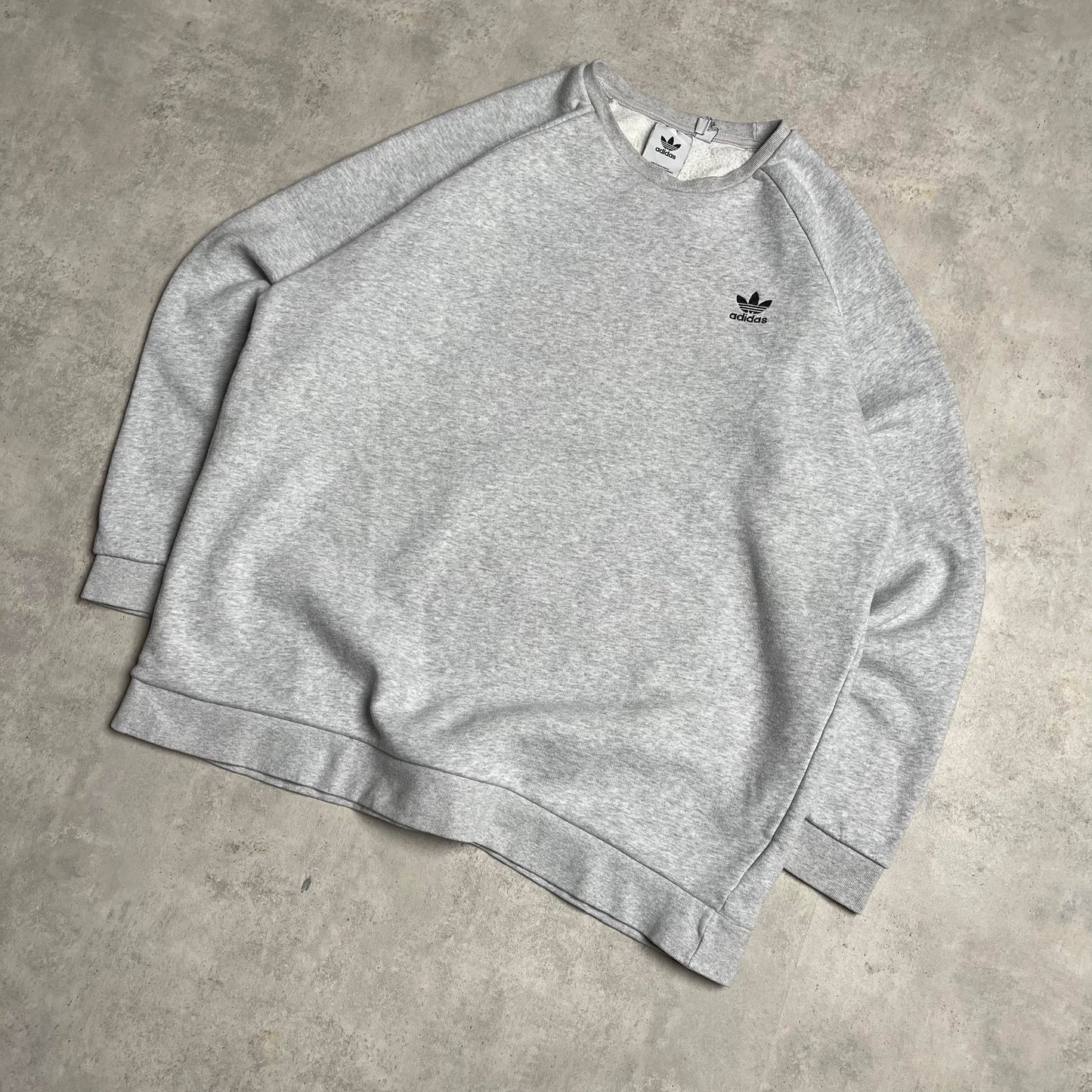 Adidas szürke környakú pulóver