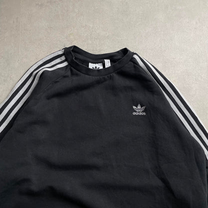 Adidas fekete crewneck