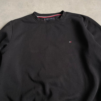Tommy Hilfiger fekete környakú pulóver