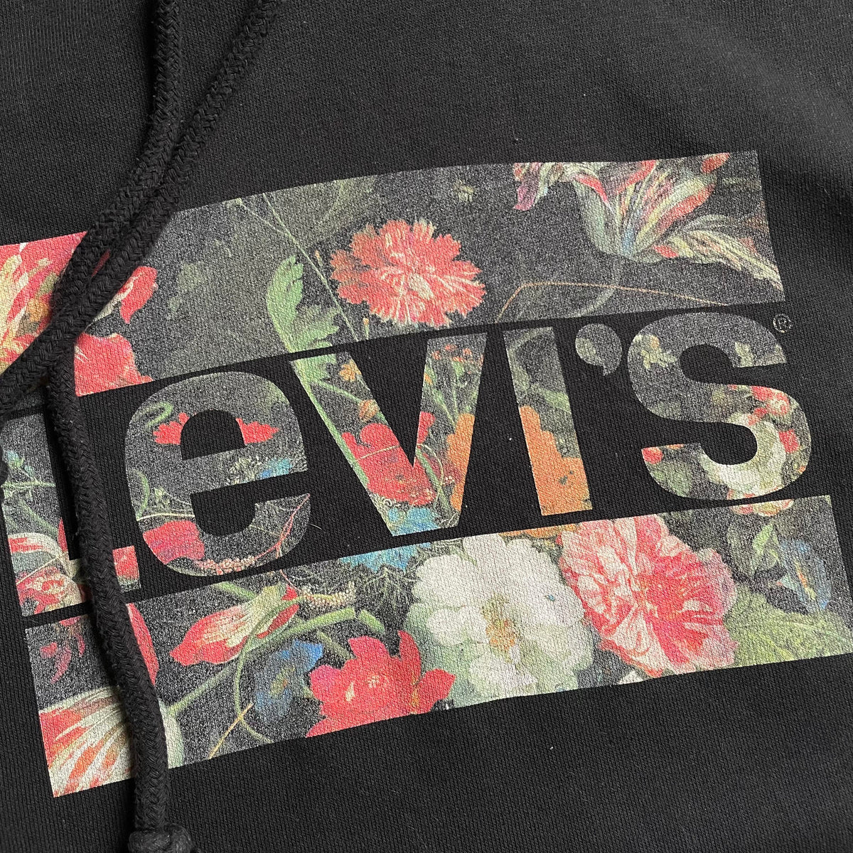 Levi's virágmintás big logo hoodie