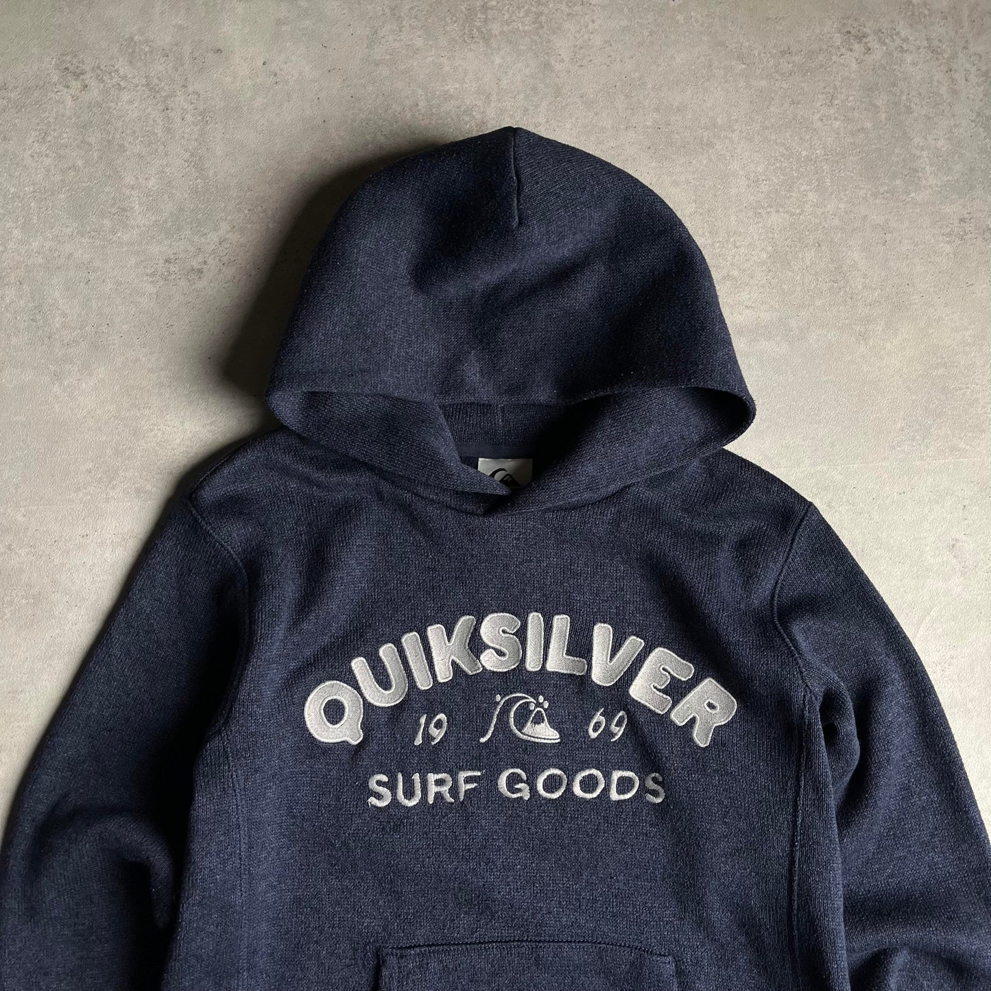 Quicksilver sötétkék kötött kapucnis pulóver