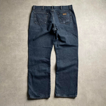 Wrangler sötétkék straight fit farmernadrág