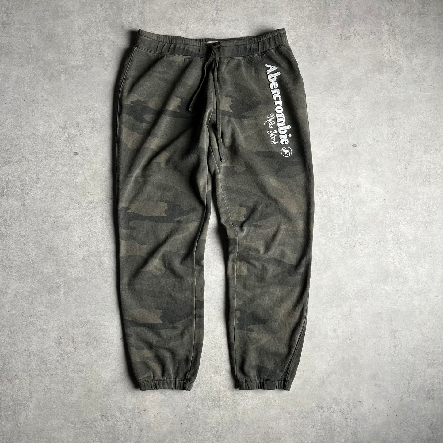 Vintage Abercrombie & Fitch camo melegítőnadrág