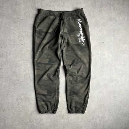 Vintage Abercrombie & Fitch camo melegítőnadrág