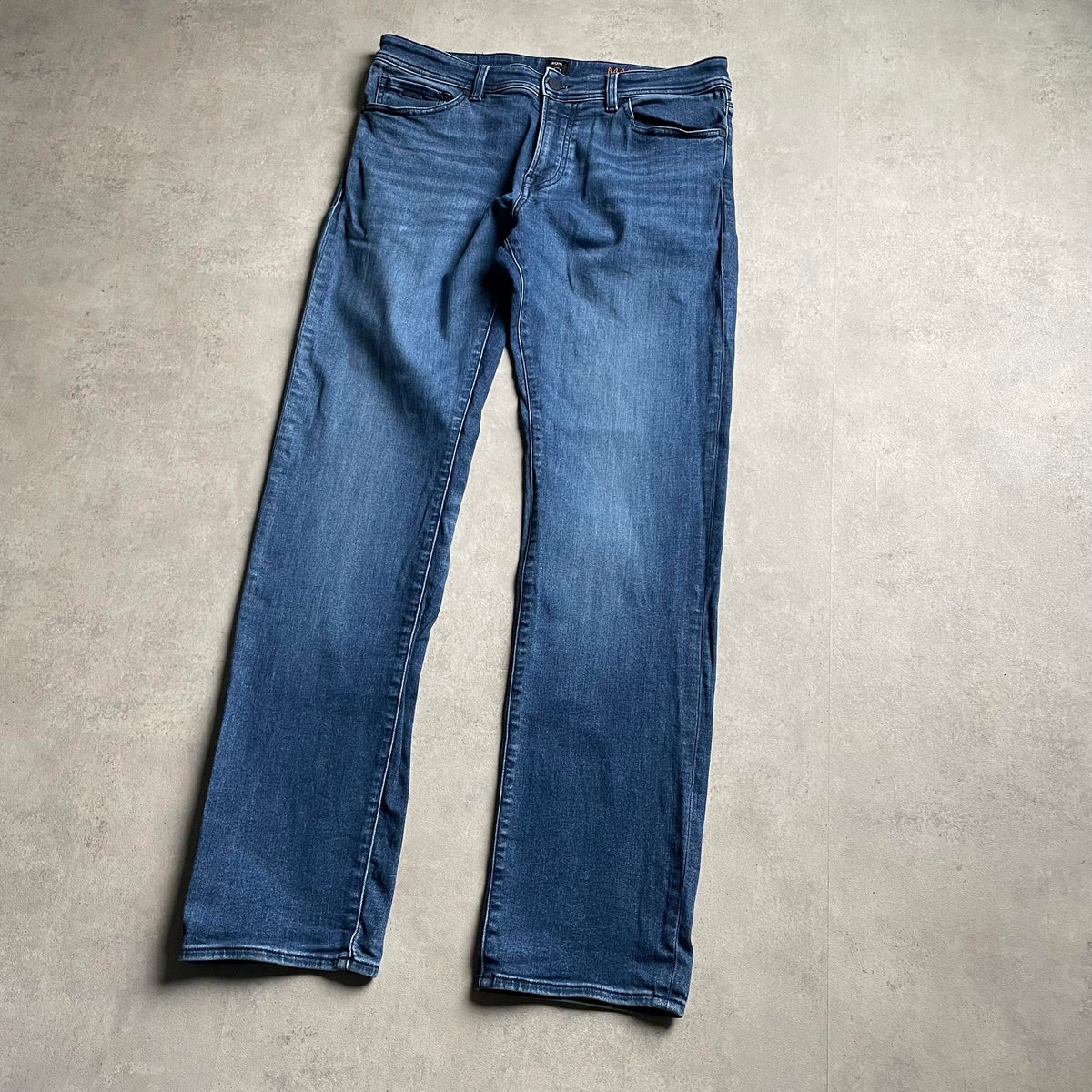 Hugo Boss Maine Regular fit farmernadrág