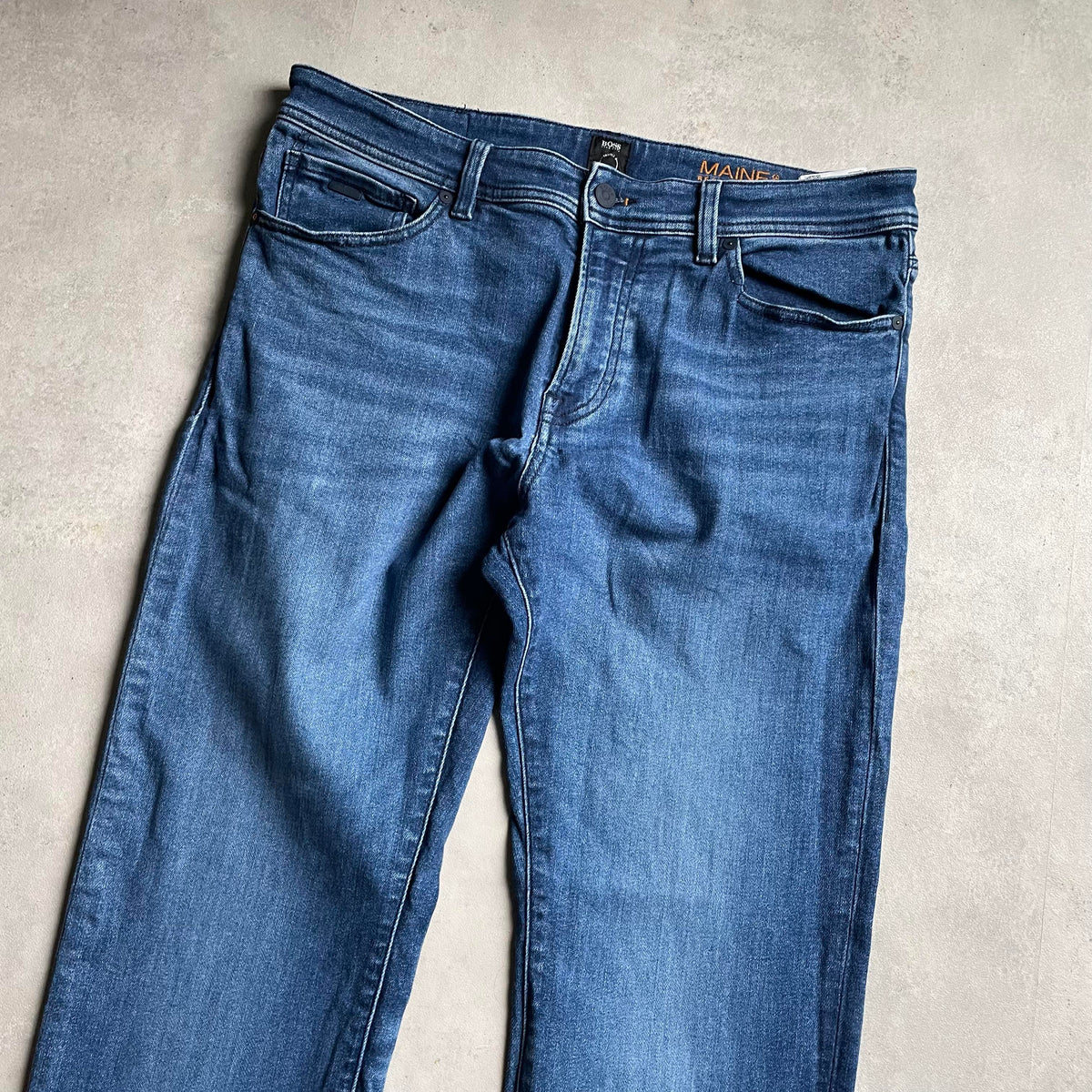 Hugo Boss Maine Regular fit farmernadrág