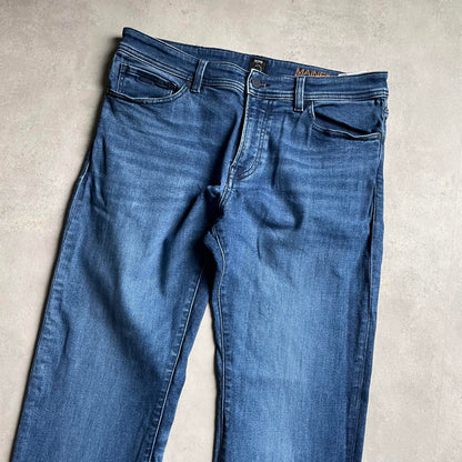 Hugo Boss Maine Regular fit farmernadrág