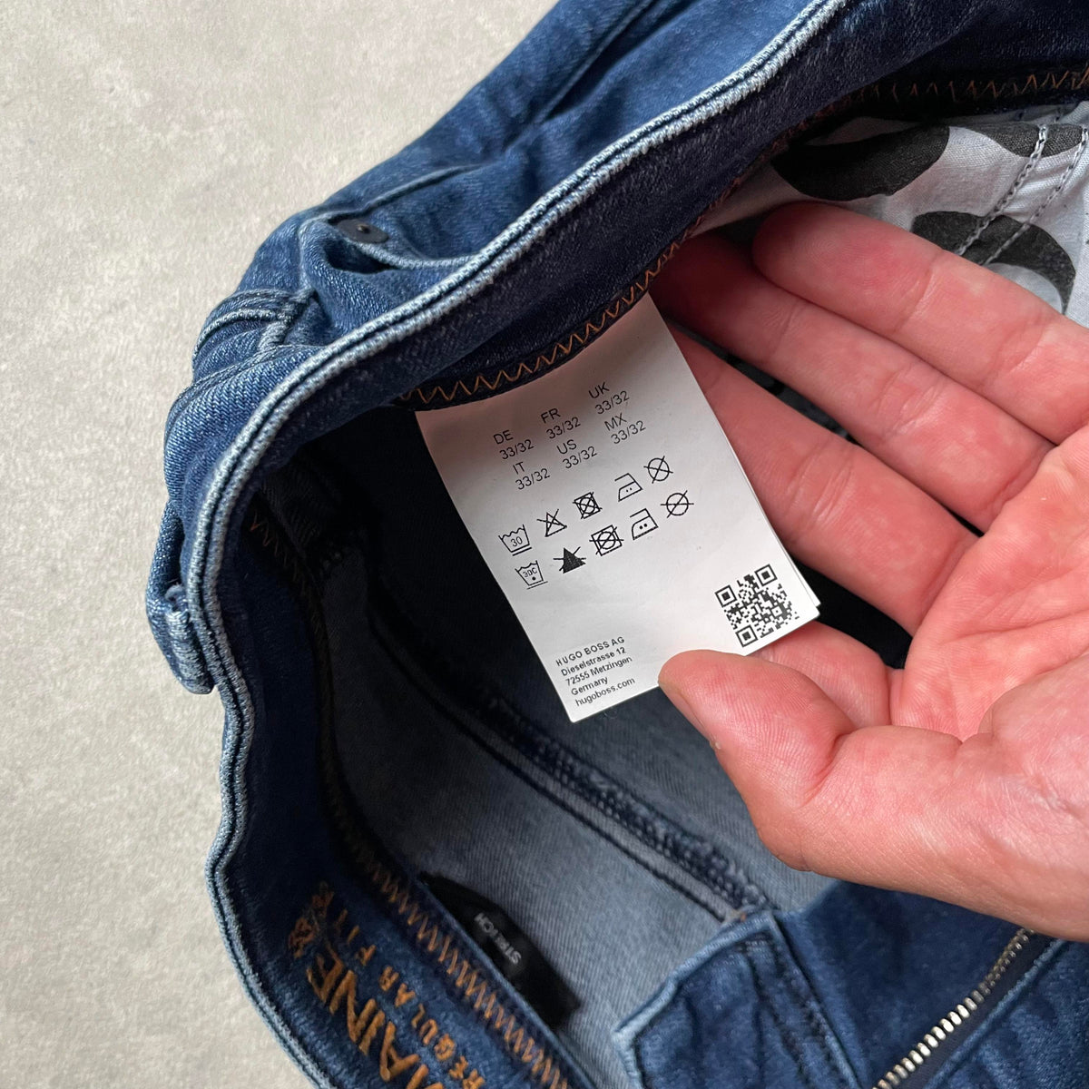 Hugo Boss Maine Regular fit farmernadrág