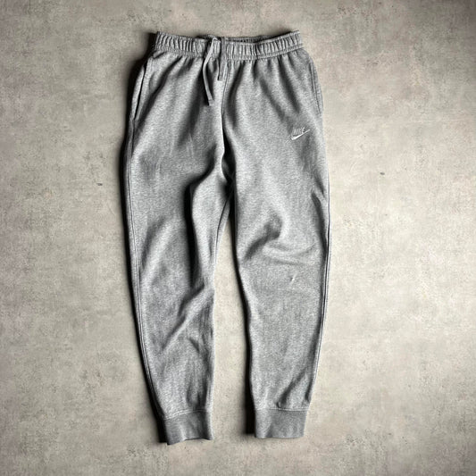 Nike szürke melegítőnadrág