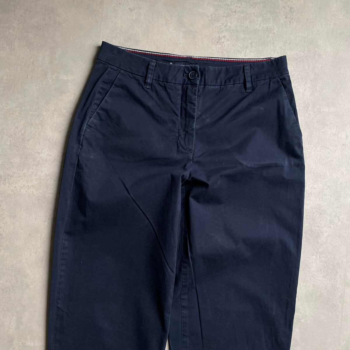 Tommy Hilfiger sötétkék chinonadrág