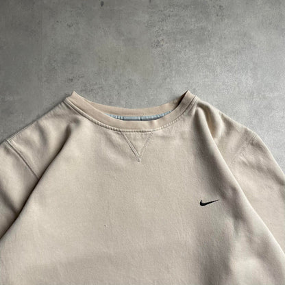 Nike bézs silvertag crewneck