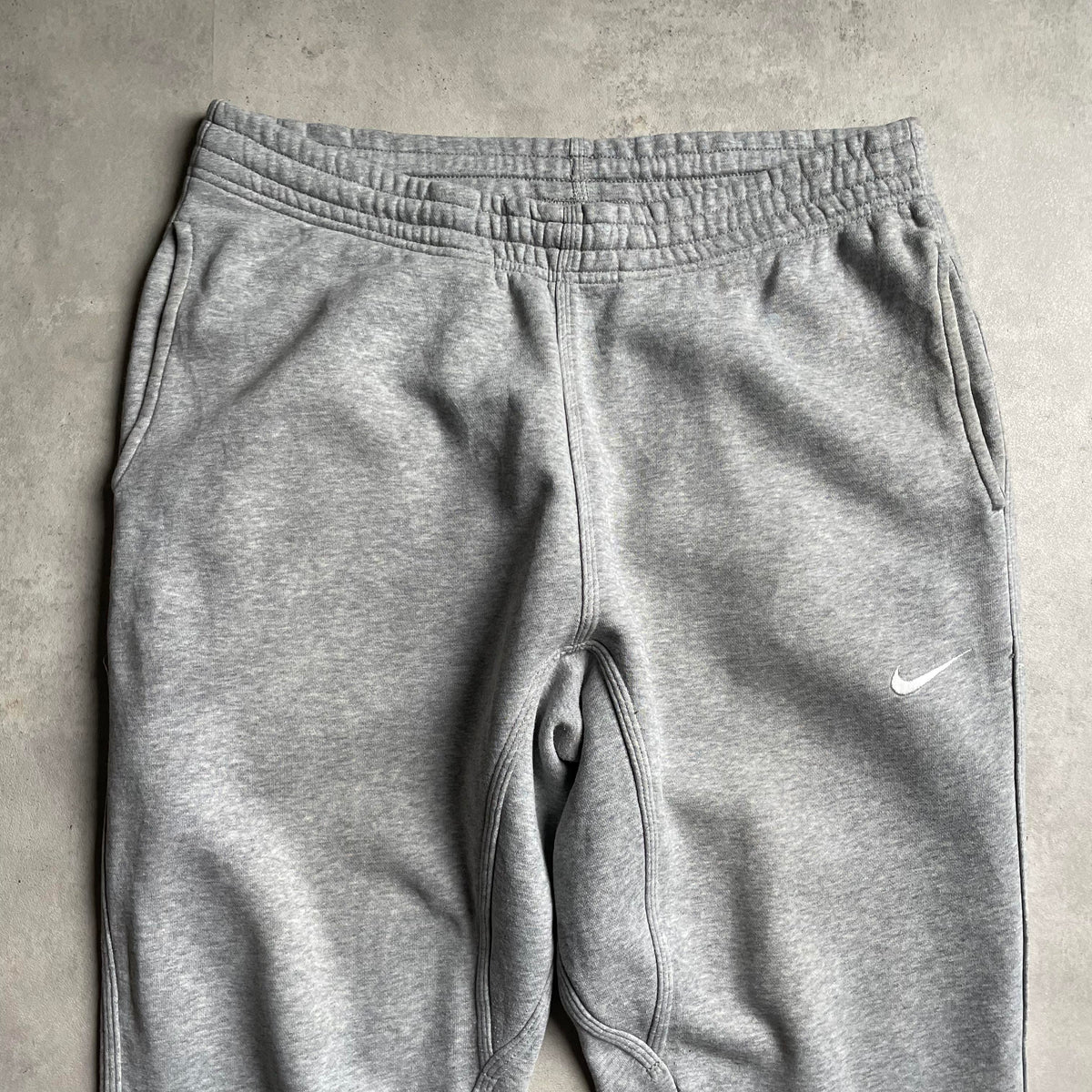 Nike szürke melegítőnadrág