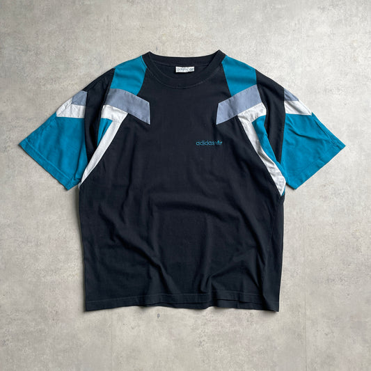 Vintage Adidas geometric póló
