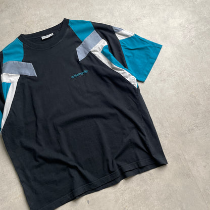 Vintage Adidas geometric póló