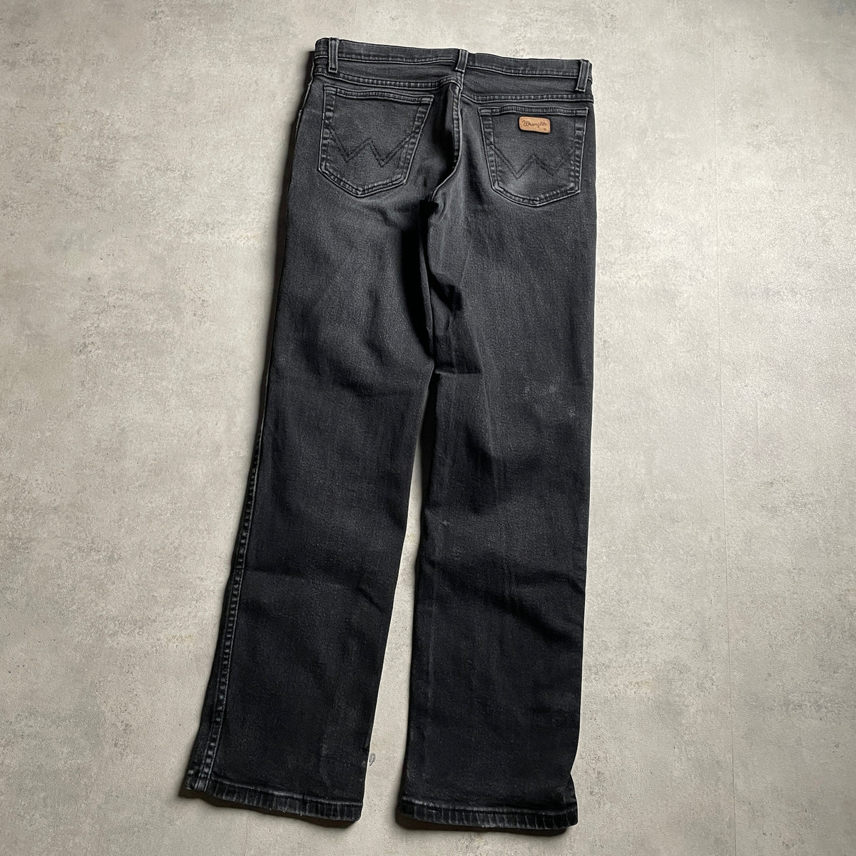 Wrangler sötétszürke farmernadrág