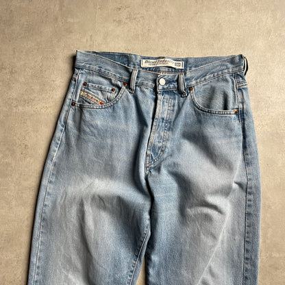 Diesel straight fit farmernadrág