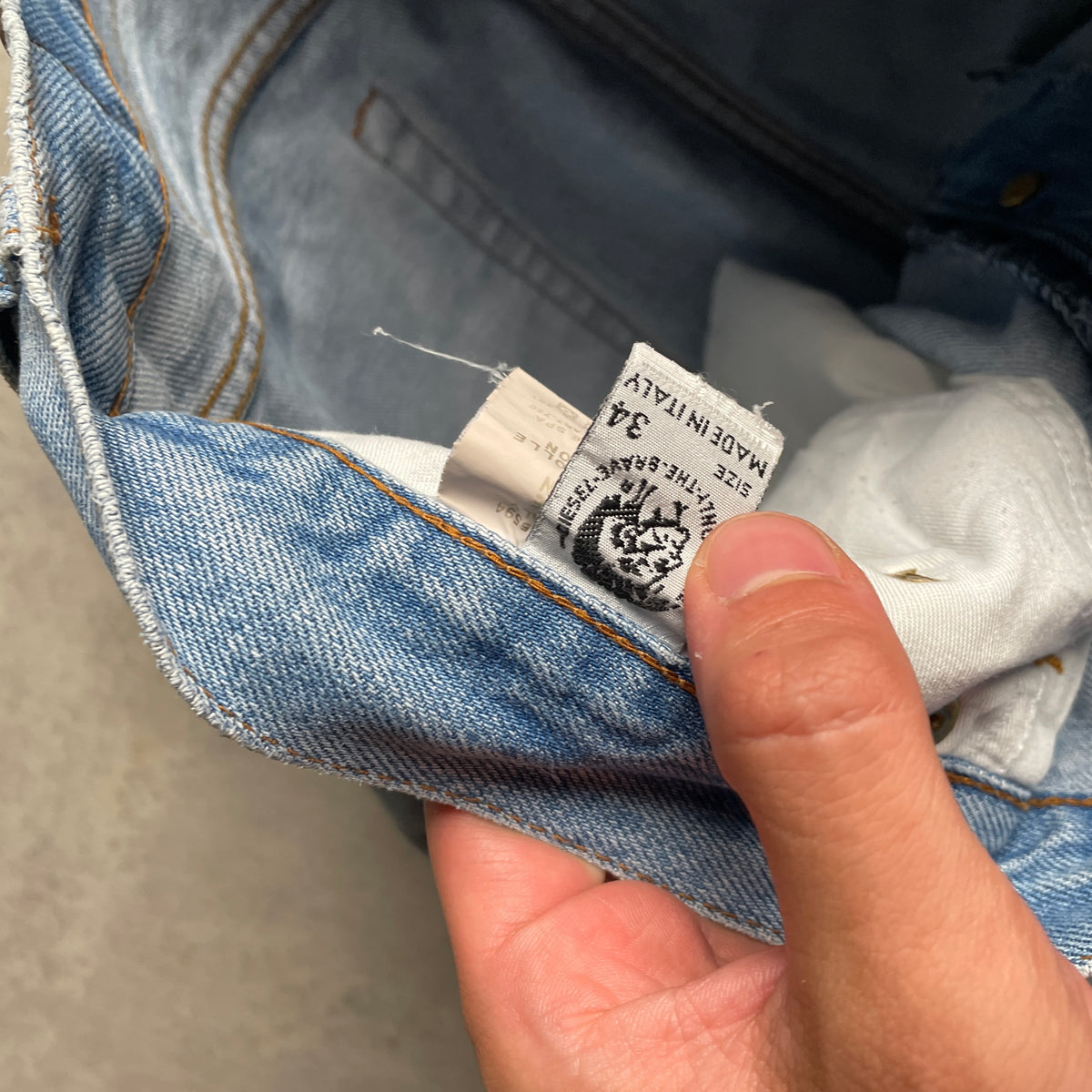 Diesel straight fit farmernadrág