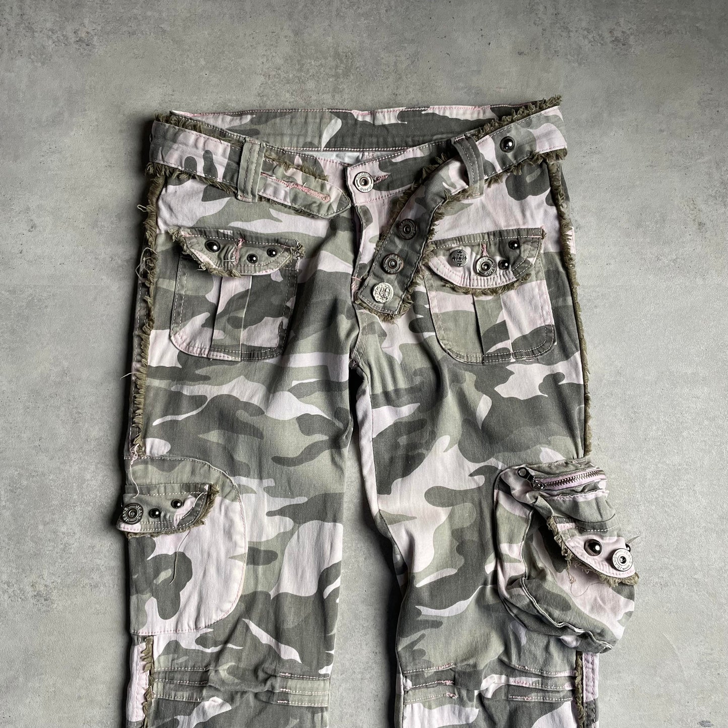 Y2K camo military nadrág