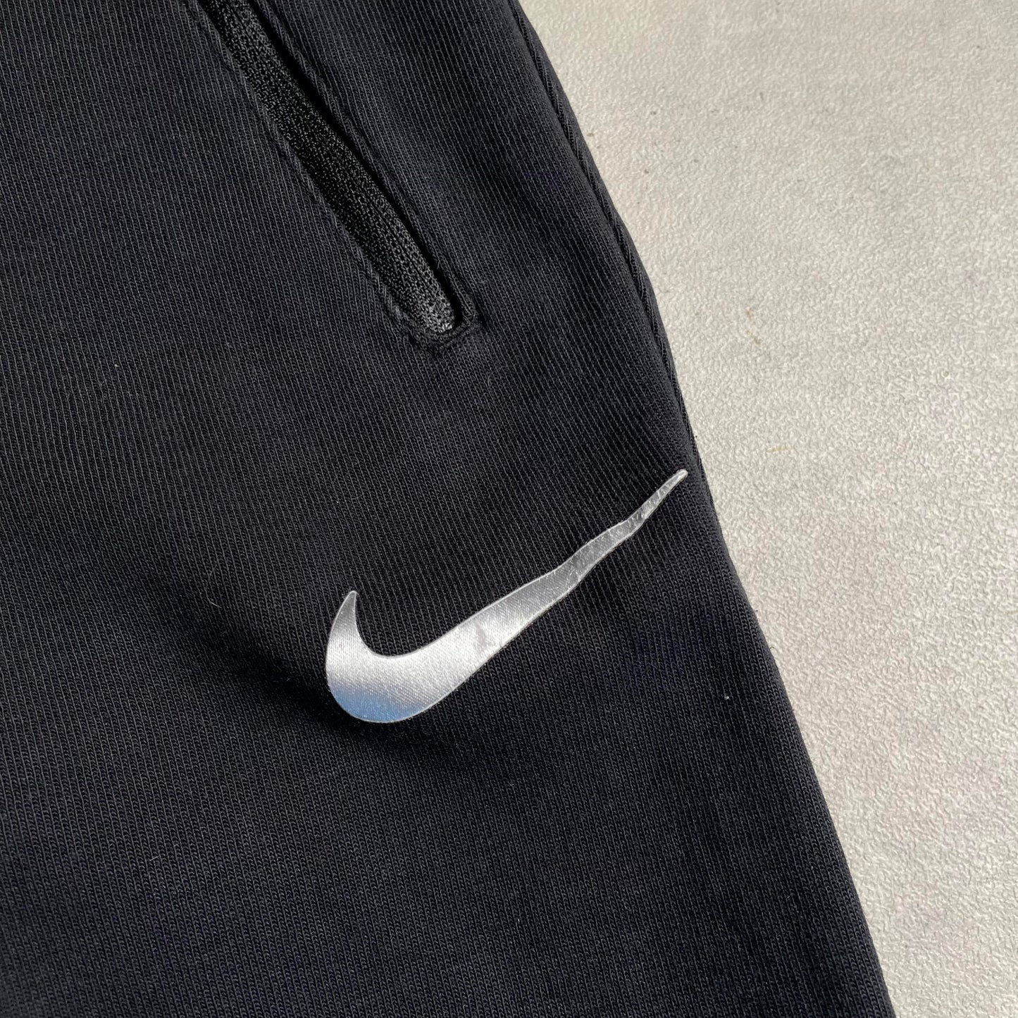 Nike Liverpool FC tech fleece melegítőszett