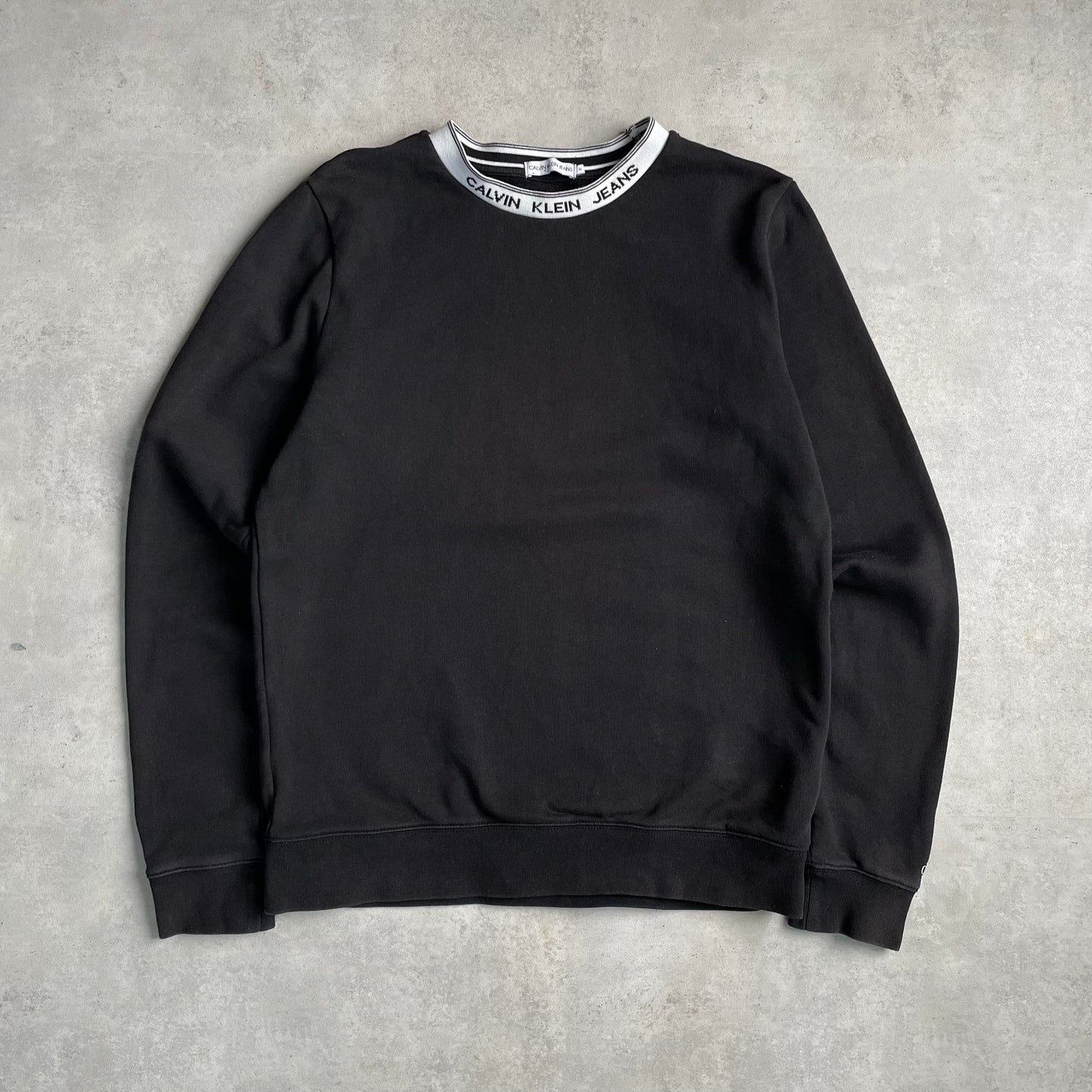 Calvin Klein környakú pulóver