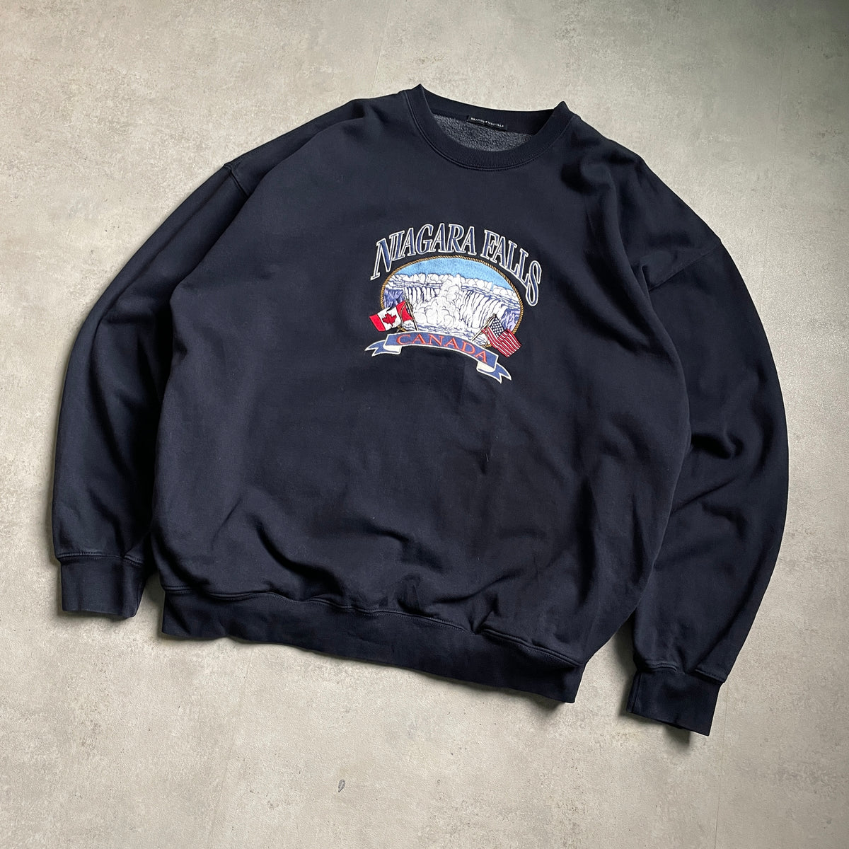 Vintage Niagara Falls crewneck
