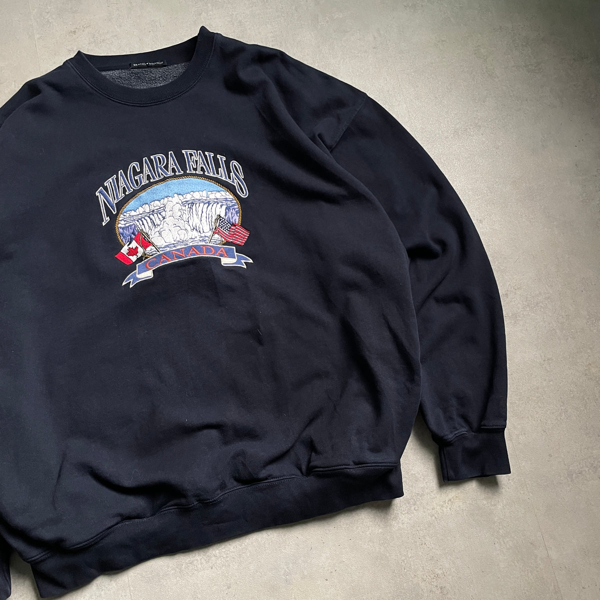 Vintage Niagara Falls crewneck