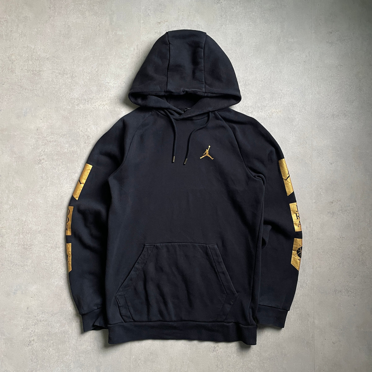 Jordan fekete-arany hoodie
