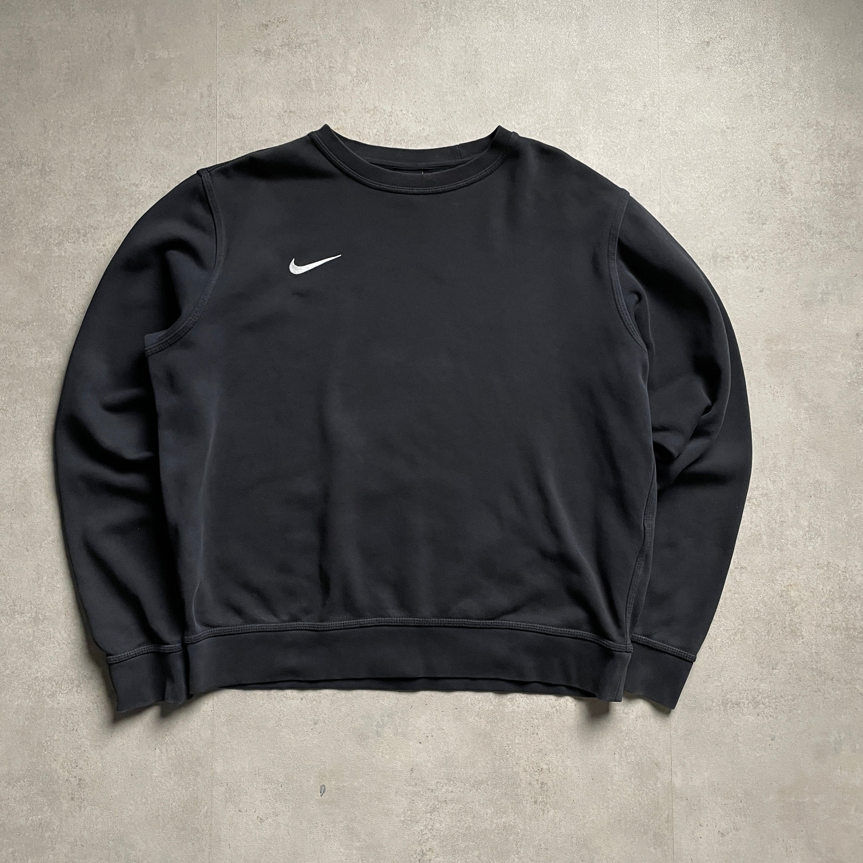 Nike fekete crewneck