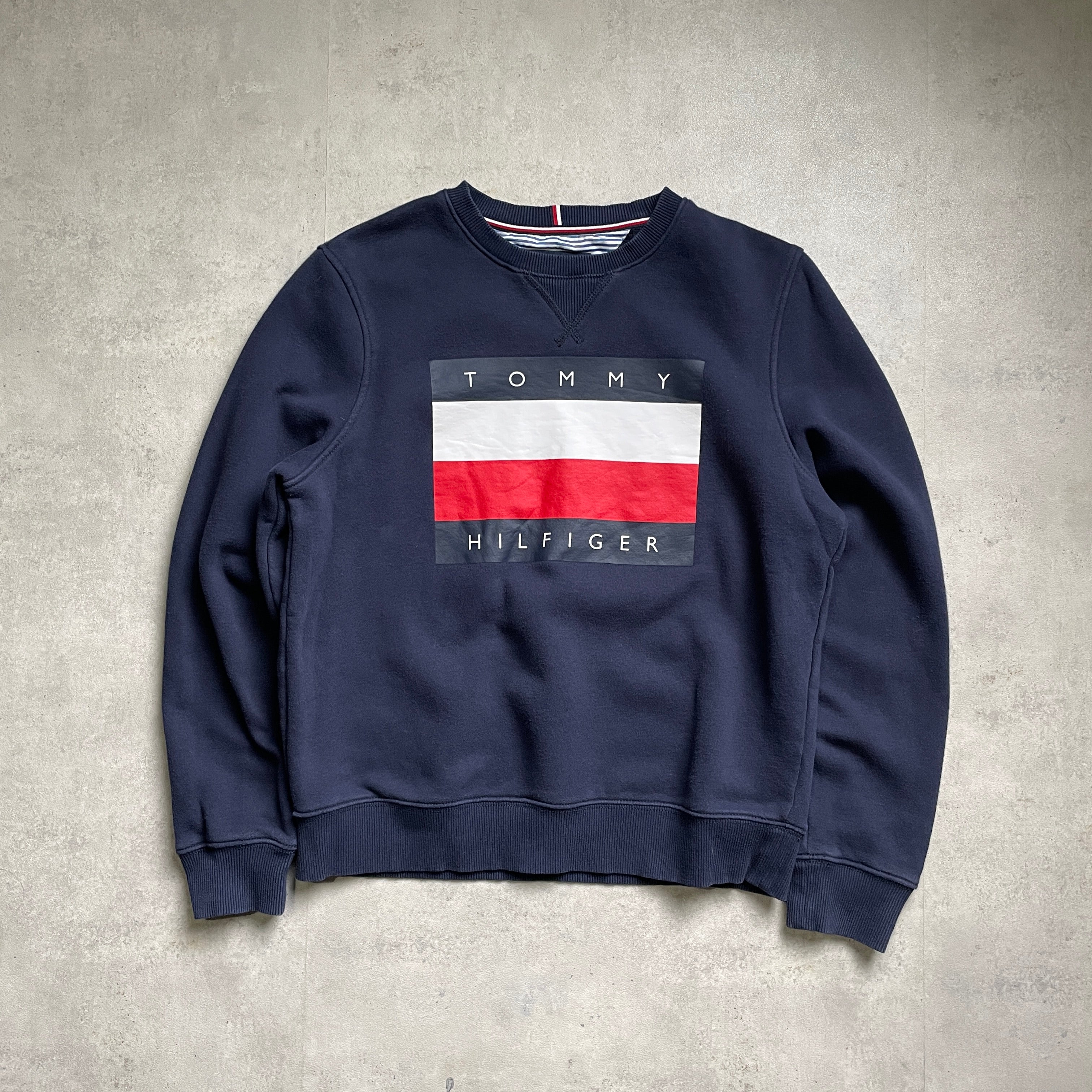 Tommy Hilfiger big logo crewneck