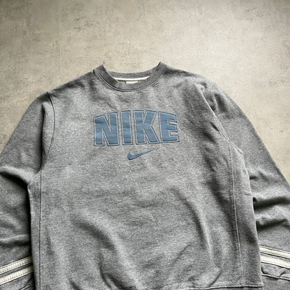 Nike szürke spellout crewneck