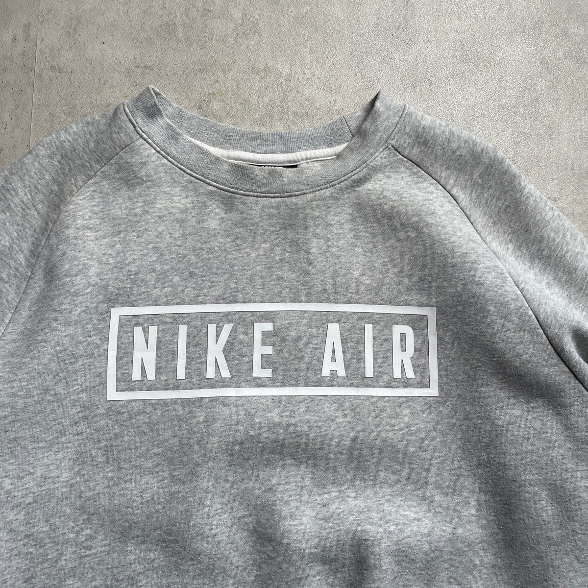 Nike szürke big logo crewneck