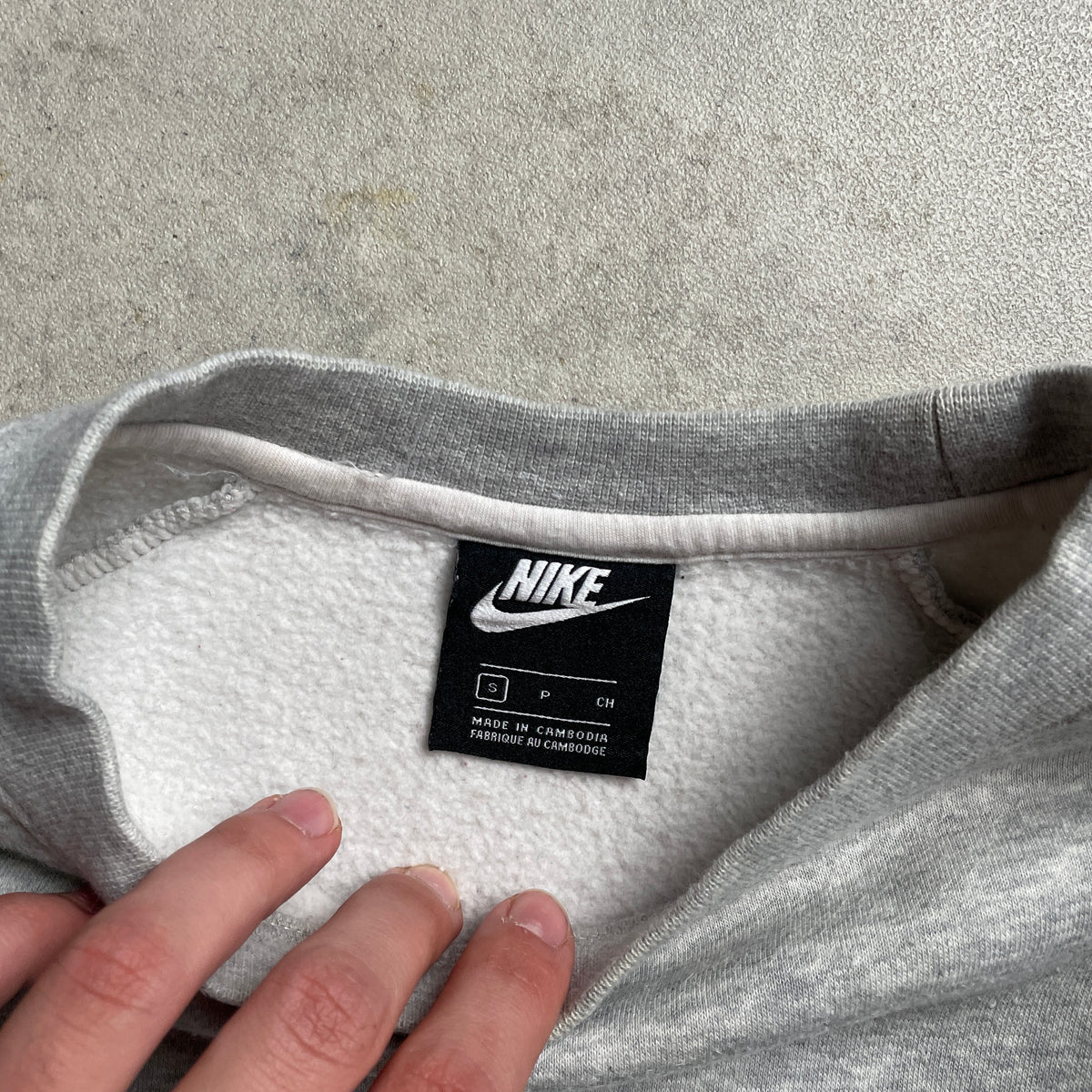 Nike szürke big logo crewneck