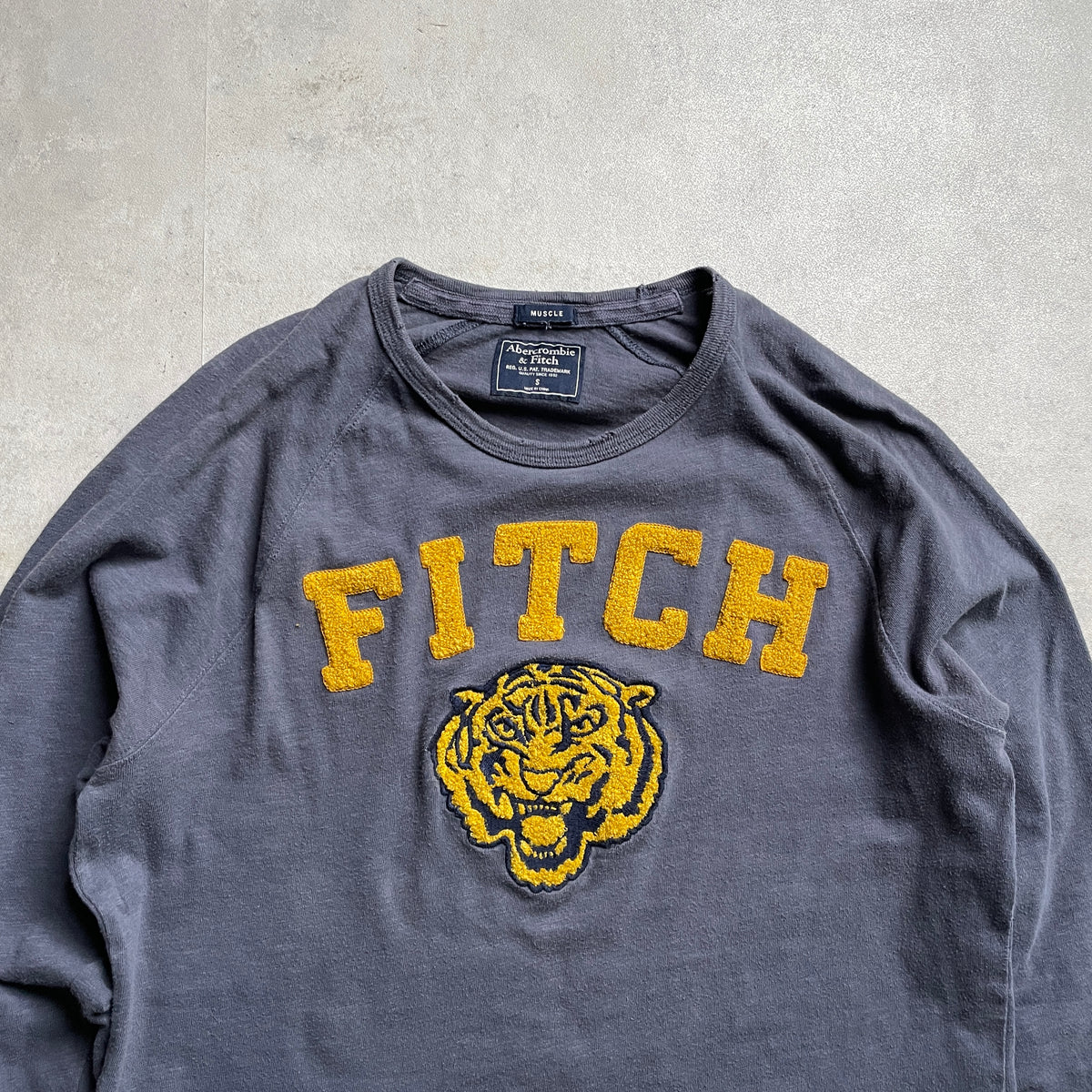 Abercrombie & Fitch Y2K muscle fit longsleeve