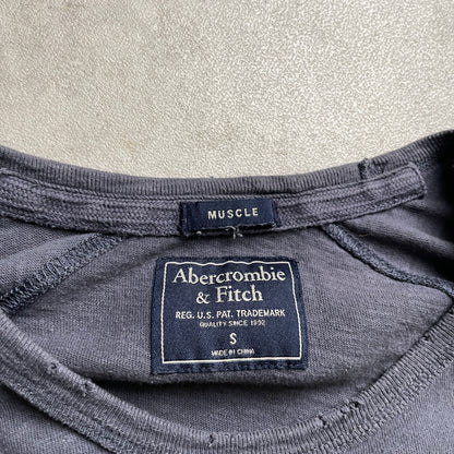 Abercrombie & Fitch Y2K muscle fit longsleeve