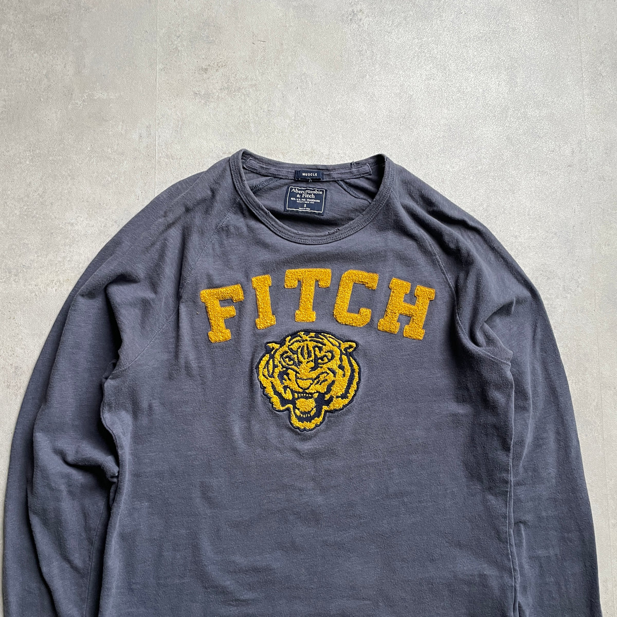 Abercrombie & Fitch Y2K muscle fit longsleeve