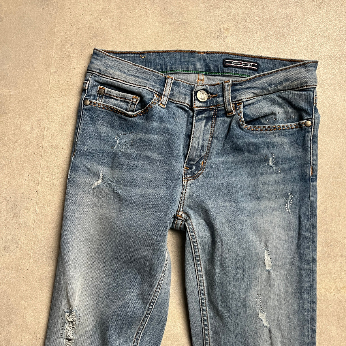Tommy Hilfiger strasszos skinny farmernadrág