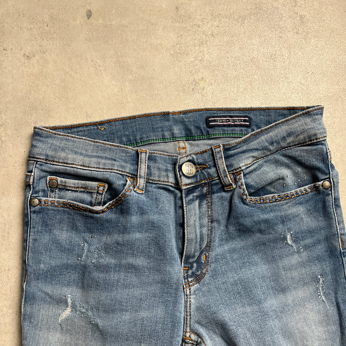 Tommy Hilfiger strasszos skinny farmernadrág