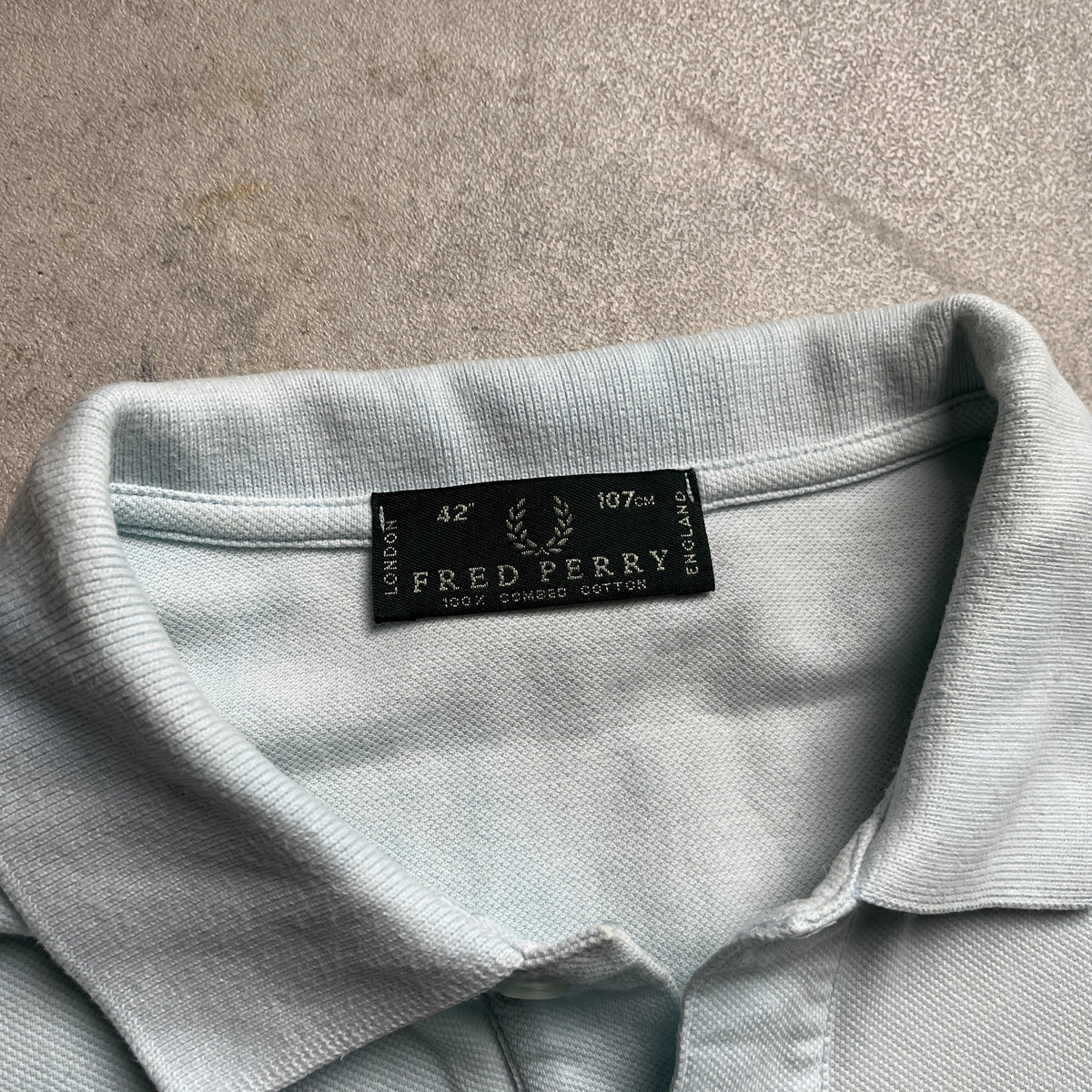 Fred Perry batikolt hatású pólóing