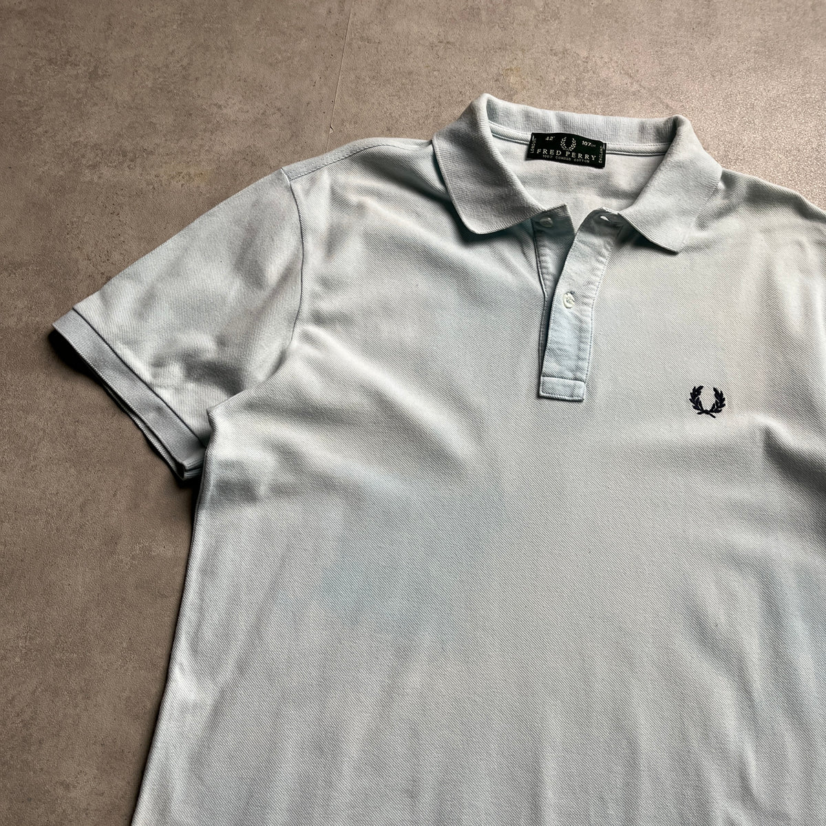 Fred Perry batikolt hatású pólóing