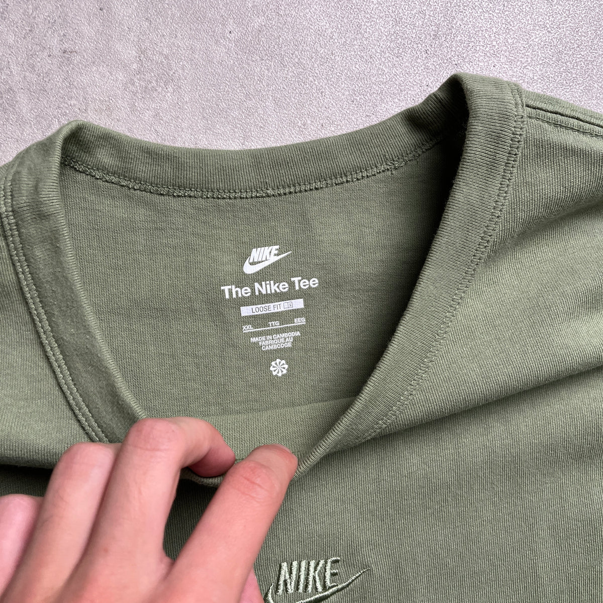 Nike loose fit center swoosh póló
