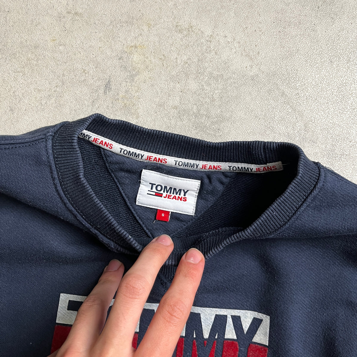 Tommy Jeans sötétkék crewneck