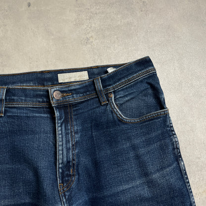 Wrangler koptatott térdű farmernadrág