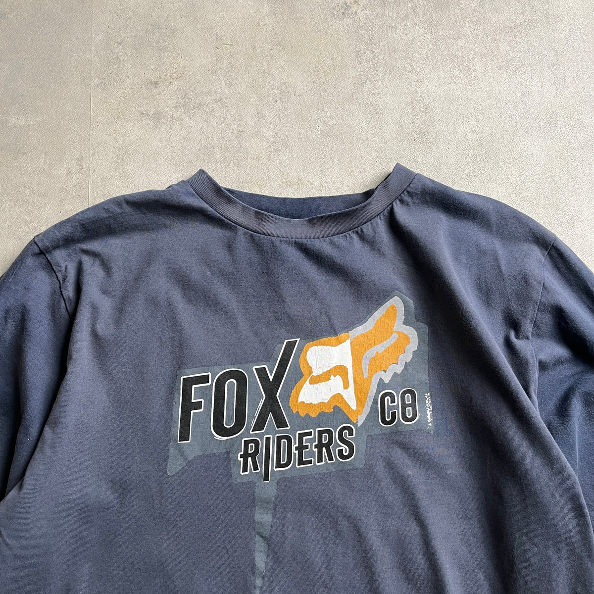 Y2K Distressed FOx Racing póló