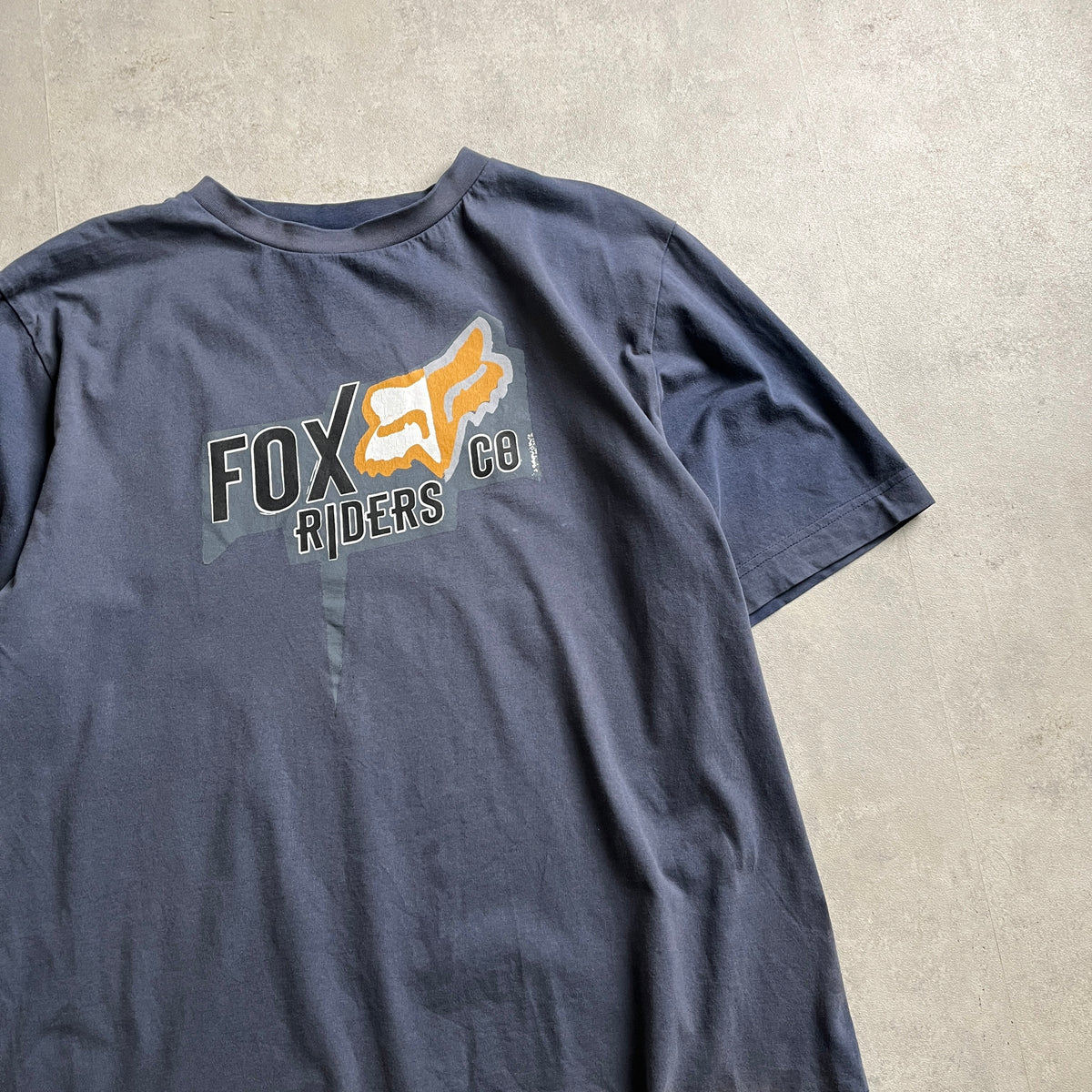 Y2K Distressed FOx Racing póló