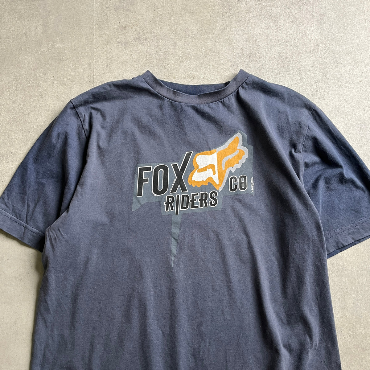 Y2K Distressed FOx Racing póló