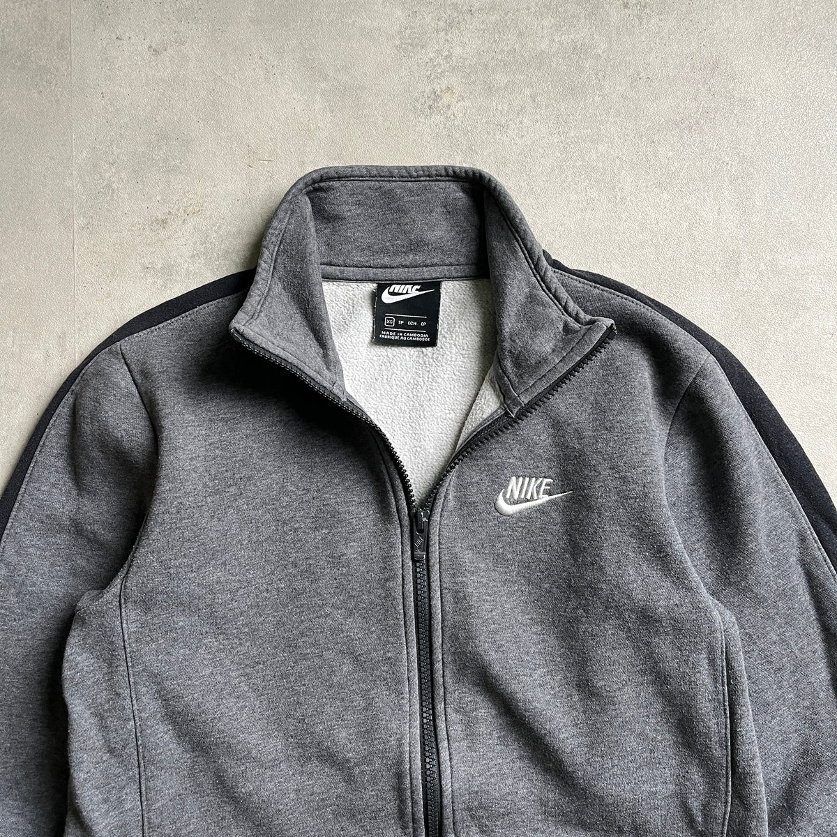 Nike sötétszürke melegítőfelső